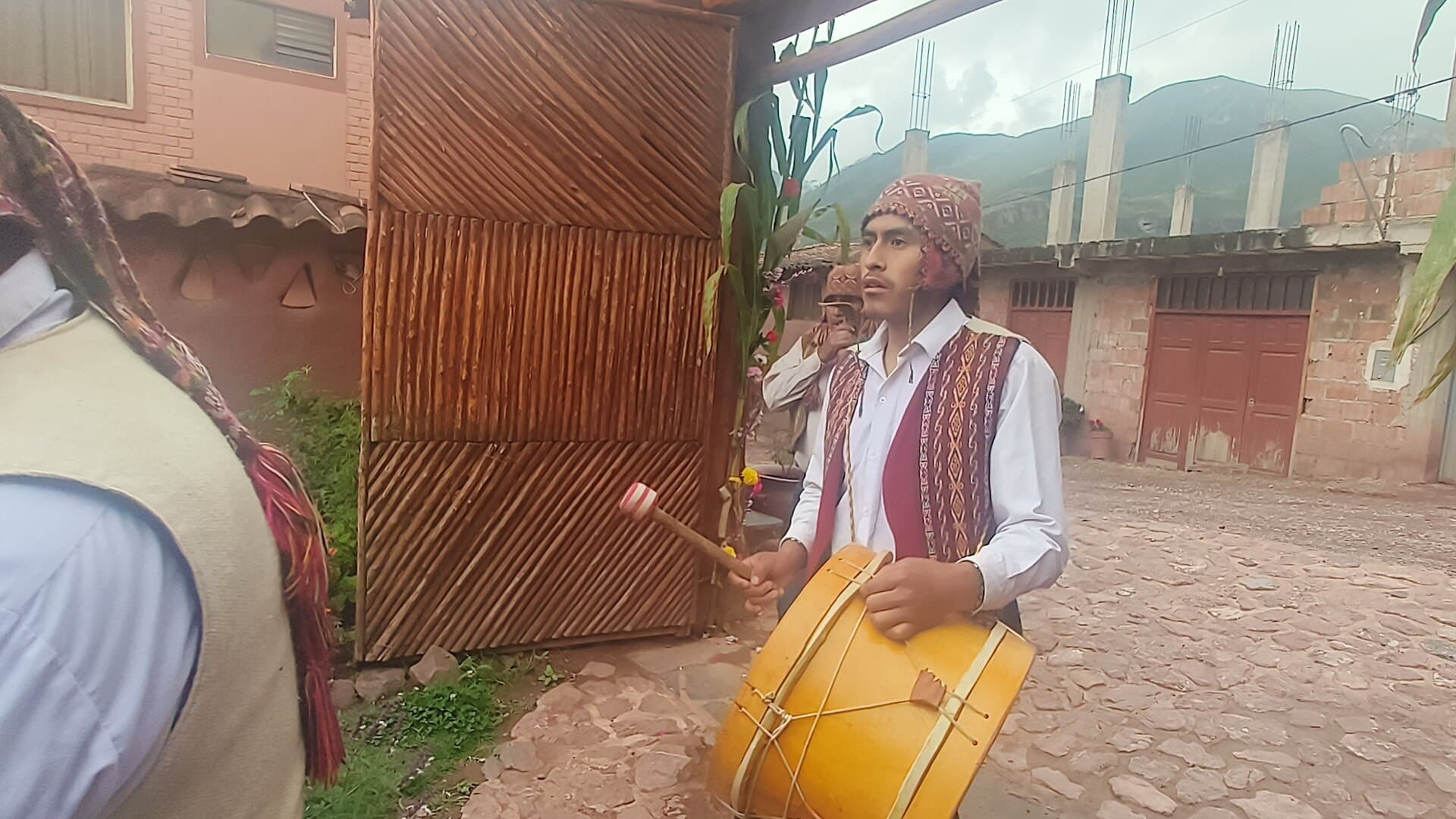 Teñido y tejido de lana